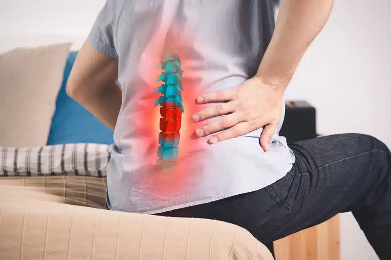 Le coccyx : comprendre son rôle crucial dans la santé de votre dos